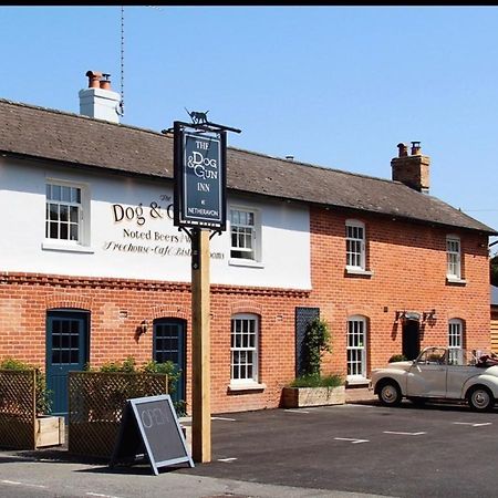 The Dog & Gun Inn Netheravon Luaran gambar