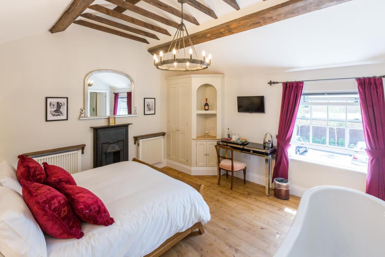 The Dog & Gun Inn Netheravon Luaran gambar