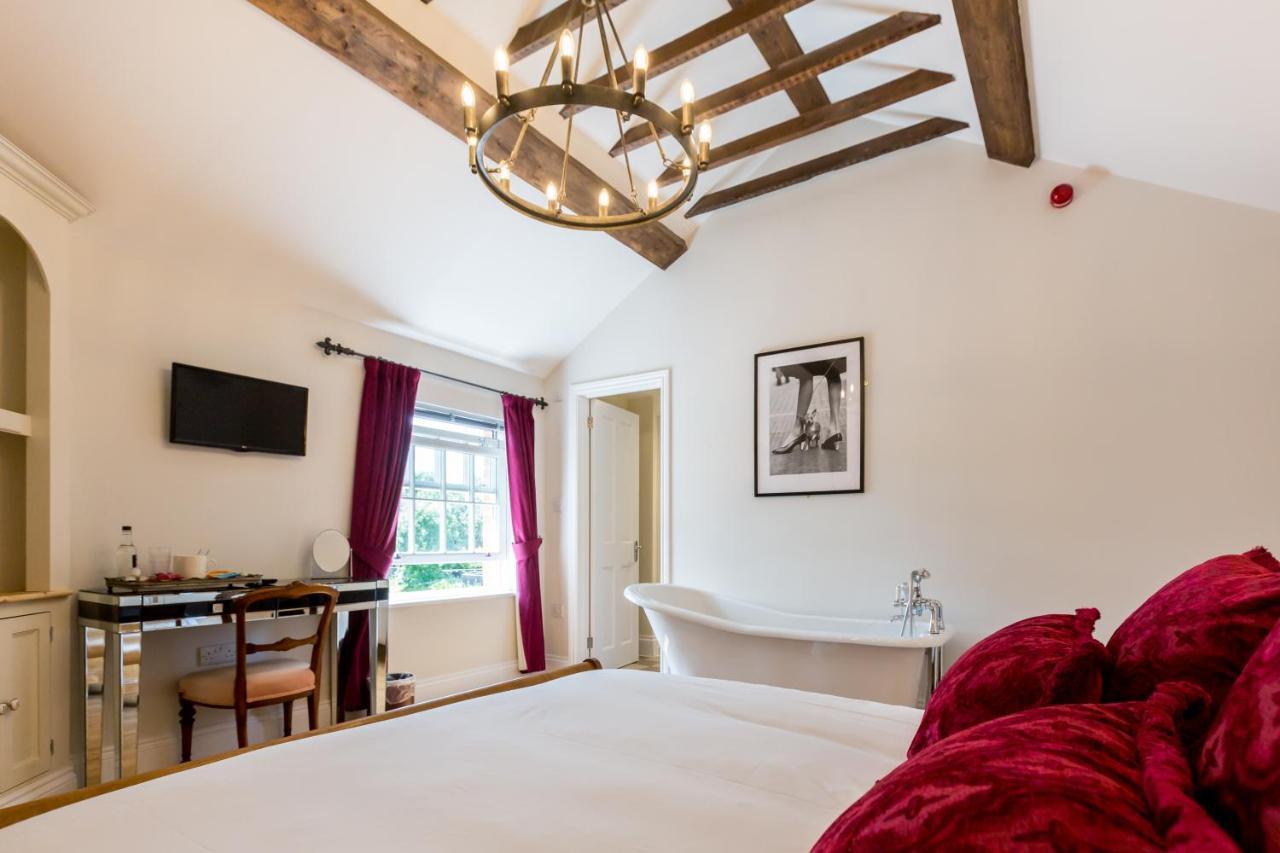 The Dog & Gun Inn Netheravon Luaran gambar