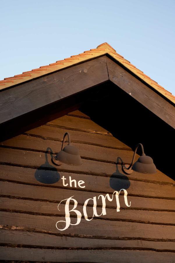 The Dog & Gun Inn Netheravon Luaran gambar